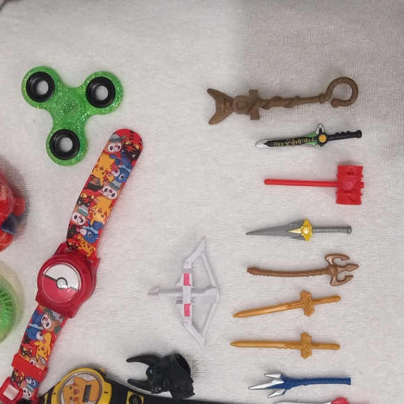 Toy Lot Different Swords, 2 kids watches, misc 17 Items - Picture 3 of 4
